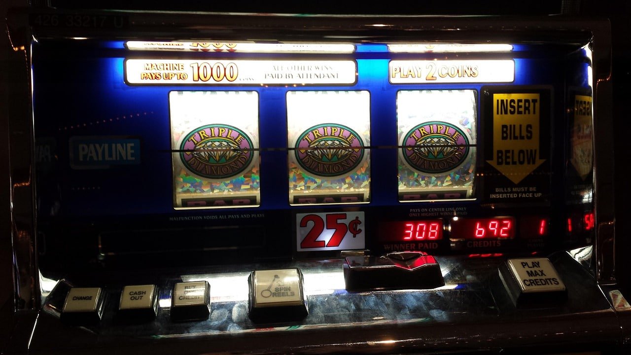 Pemain mengelola waktu dan anggaran bermain dengan prinsip responsible gaming di ok25